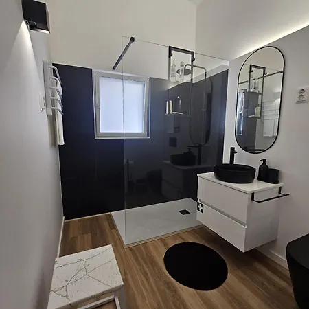 Feriehus Sunflower Castle View In *